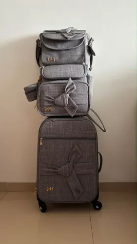 3 bolsas maternidade vivian Mirian em perfeito estado