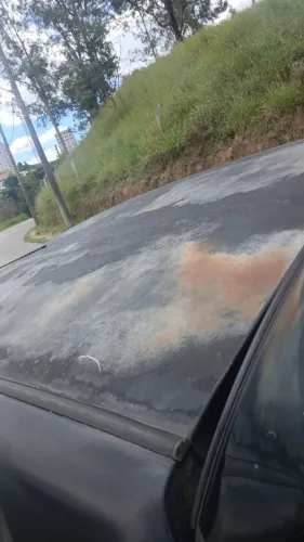 Carro com motor ruim, aceito troca e oferta.