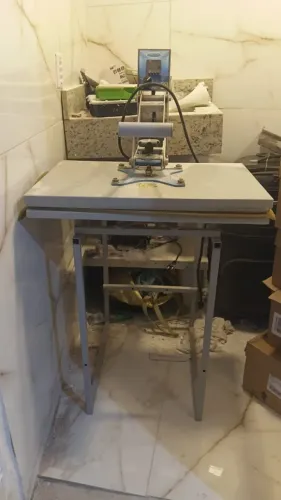 Máquina de estampar e de Caneca