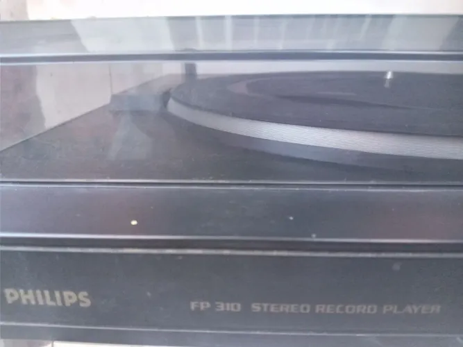 Toca disco de Vinil antigo Philips.