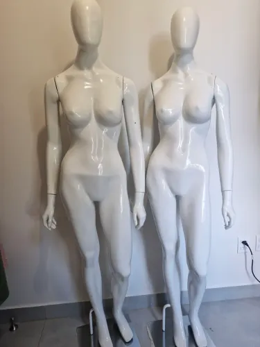 Manequins femininos
