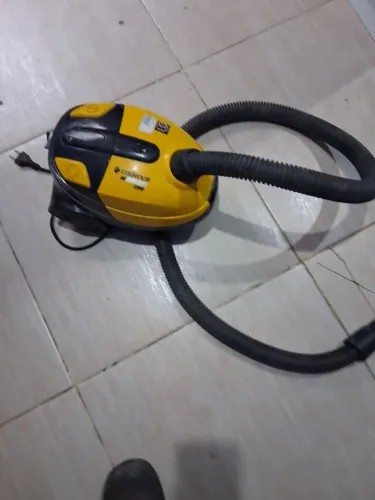 Vendo um aspirador de po caence galaxy 1200