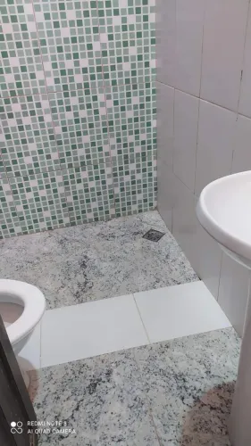 Aluga-se kitmet ?