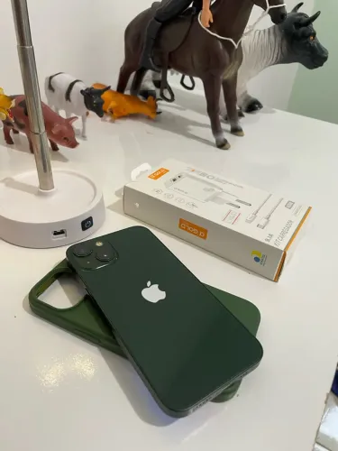 Vendo ou troco iPhone 13
