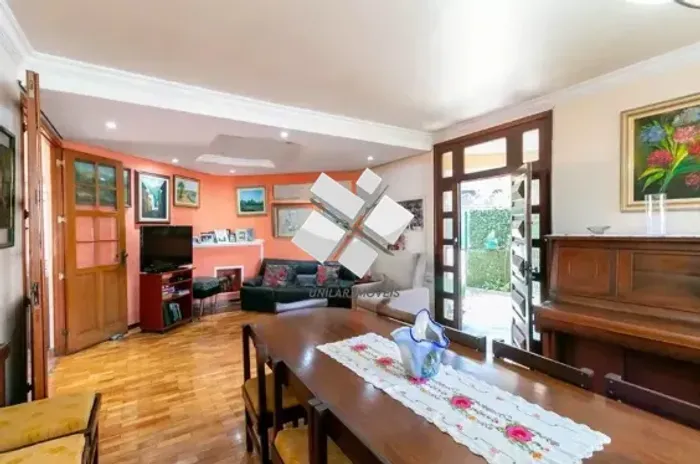 Casa à venda, 7 quartos, 2 suítes, 3 vagas, Nova Suíssa - Belo Horizonte/MG