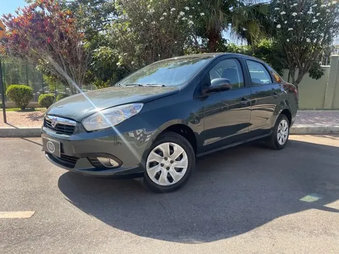 Fiat Grand Siena Attrac. 1.4 EVO F.flex 8V 2015