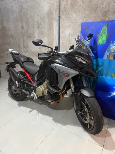 Ducati Multistrada 1200 v4