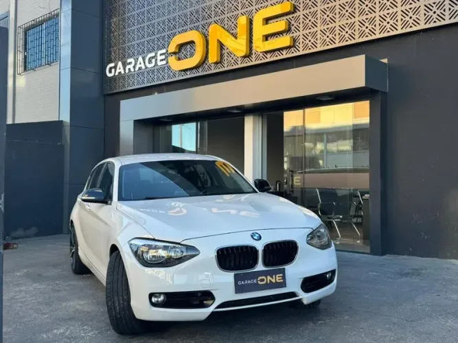 BMW 118IA / Urban/sport 1.6 TB 16V 170cv 5P 2013