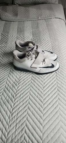 Tenis de LPO nike tam 43