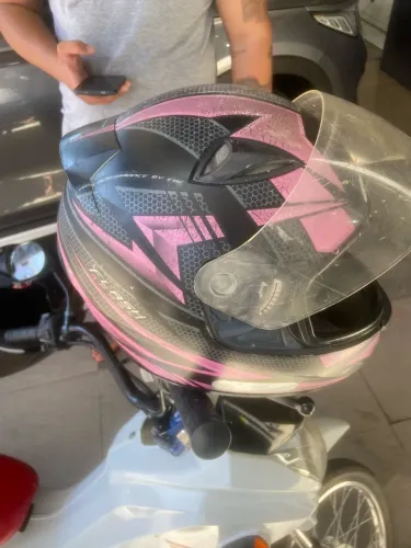 Capacete Para sair logo