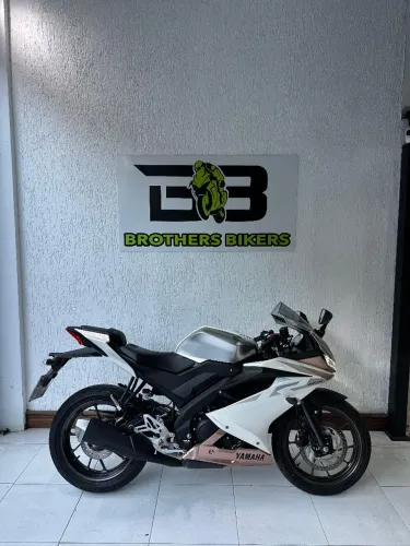 YAMAHA YZF R15 ABS