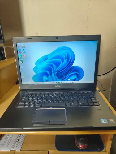 Dell vostro 3550