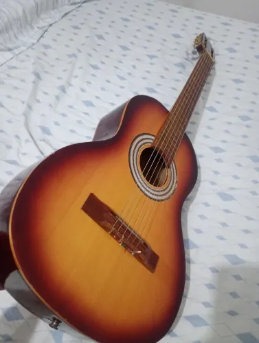 "Violão Roos para Iniciantes - Barato (R$ 100)".