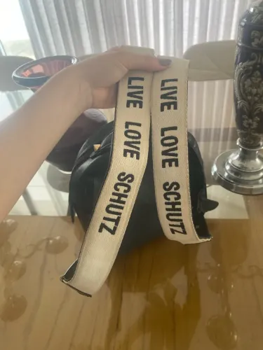 Mochila Bolsa Schutz e Live