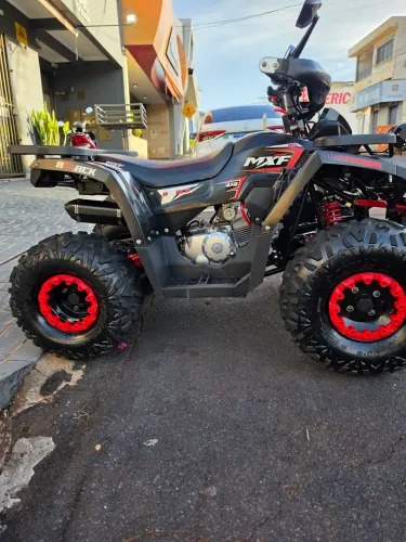 quadriciclo mxf muito novo