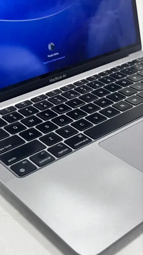 MacBook Air M1