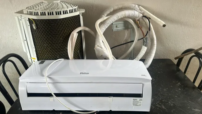 Vende-se ar condicionado semi novo 