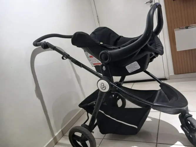 Carrinho de bebe 3x1 galzerano, moises bebe conforto com suporte para carro