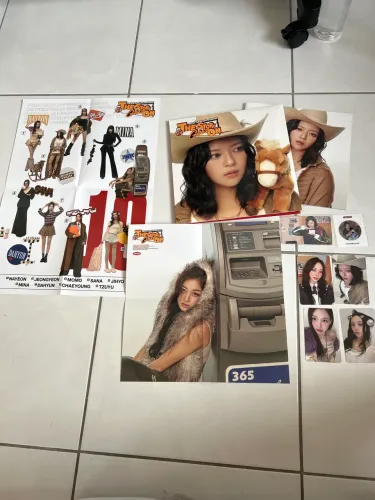 Album Twice - Ten: The Story Goes On