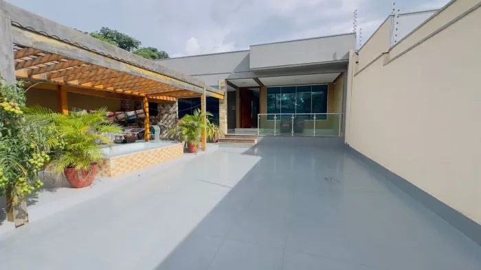 Vende-se casa de alto padrão no Parque dos carajás