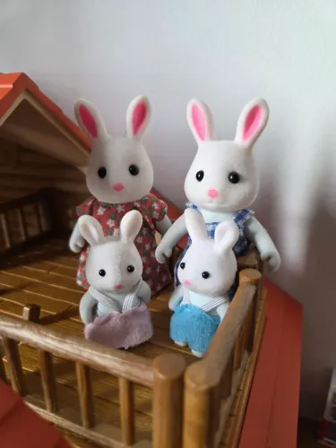 Coelhos Forest Families. Similar a Sylvanian Families