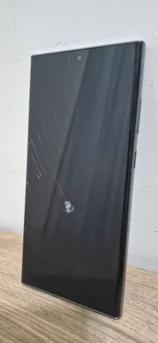 Samsung S23 Ultra 512gb Tela Trincada