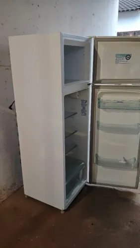 Geladeira Electrolux DC33 Super Freezer - Ótimo Estado!