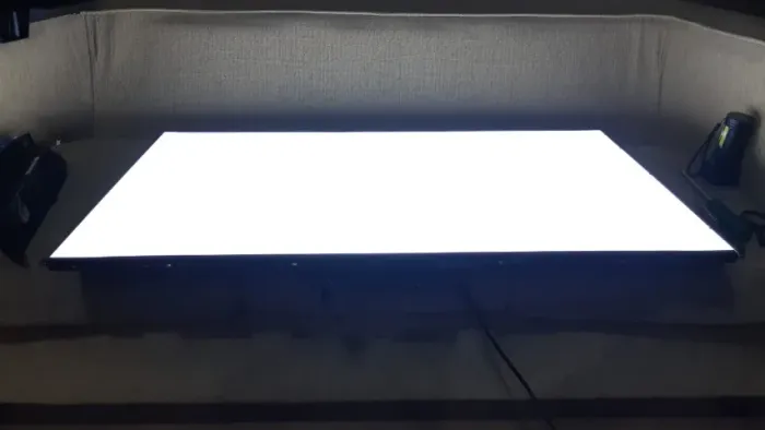 Barramento de LED da TV Toshiba 43v35ms - estado de novo - modelo JHD425H1F51-T0L1