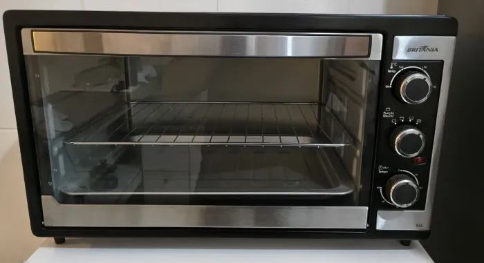 Forno Elétrico Britânia BFE55P 52L | Dupla Resistência, 220V pouquíssimo usado