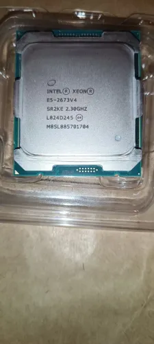 Xeon 2673 V4(20 Núcleos e 40 Threads)