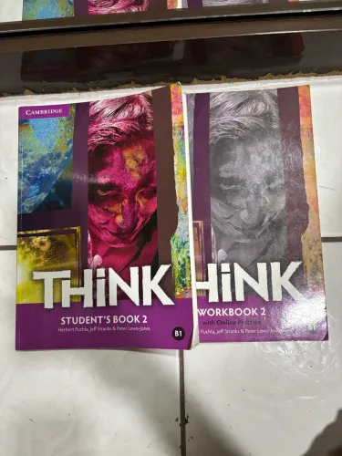 livro para aprender inglês, nivel B1, pouco usado 