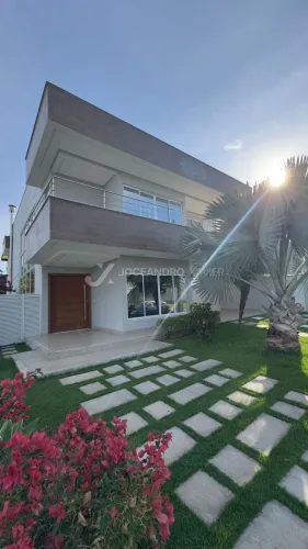 Vila Velha - Jardins Veneza - Casa em condomínio - 5 quartos - 5 suítes