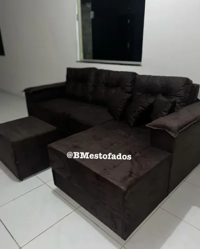 Sofá chaise 2.20 de comprimento.