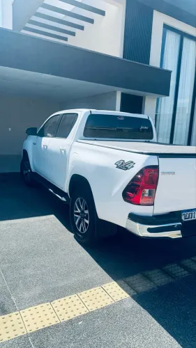 Toyota Hilux CD SRV 4X4 2.8 TDI Diesel Aut. 2017