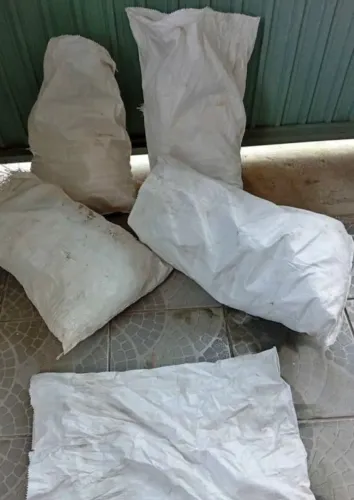 Saco de farinha vazio usado 25kg para areia brita entulho terra carvão esterco etc... 