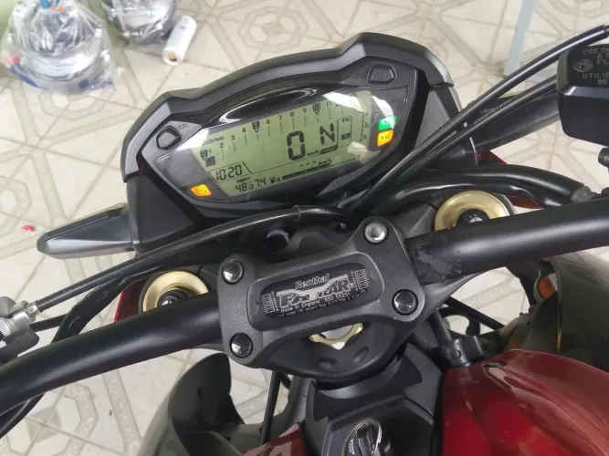 Vendo moto suzuki ano 2017