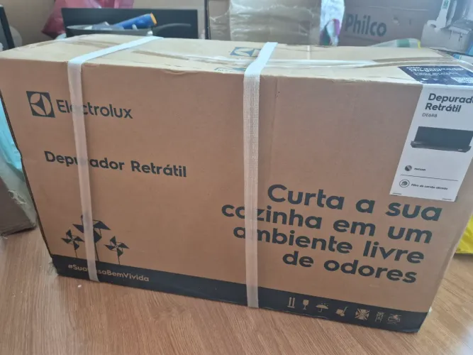 Depurador de Ar Electrolux Efficient DE6RB 60cm Retrátil Aço Inox cor Preto