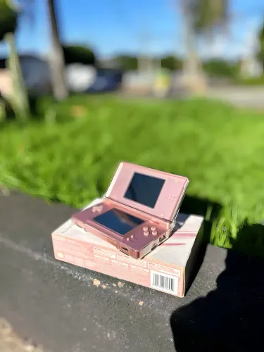 Nintendo DS Lite