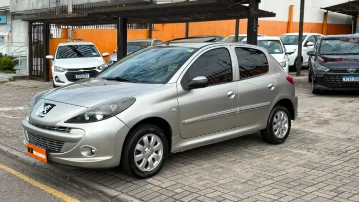 Peugeot 207 XR Sport 1.4 Flex 8V 5P 2012
