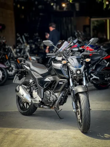 YAMAHA FZ15