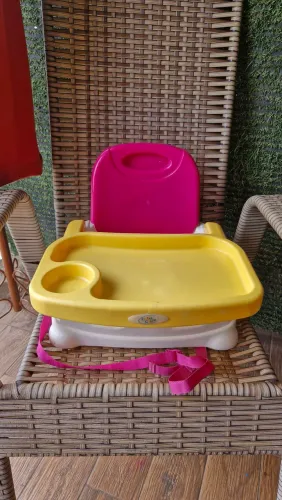 Cadeirinha de alimentação portátil 