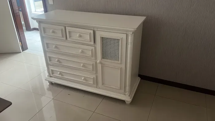 Vendo cômoda de quarto de bebê