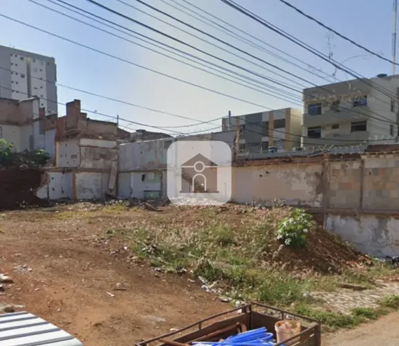 Lote à venda no Bairro Lídice