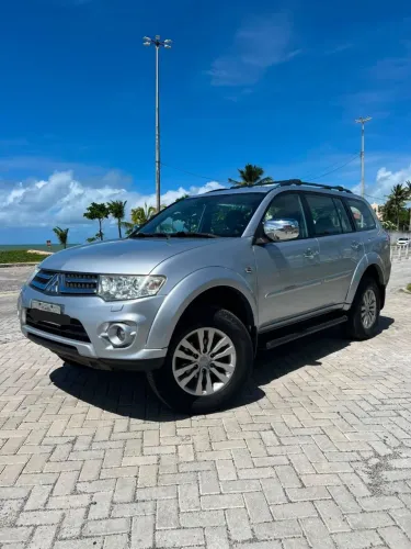 Mitsubishi Pajero HPE 3.2 4X4 T.i. Dies. 5P Aut. 2016