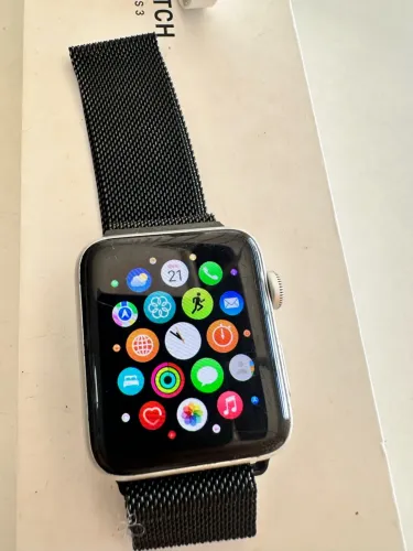 Smart Watch Apple série 3 42mm com carregador original e caixa
