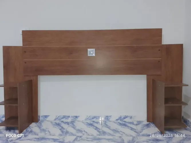 Cabeceira de cama super conservada cama casal