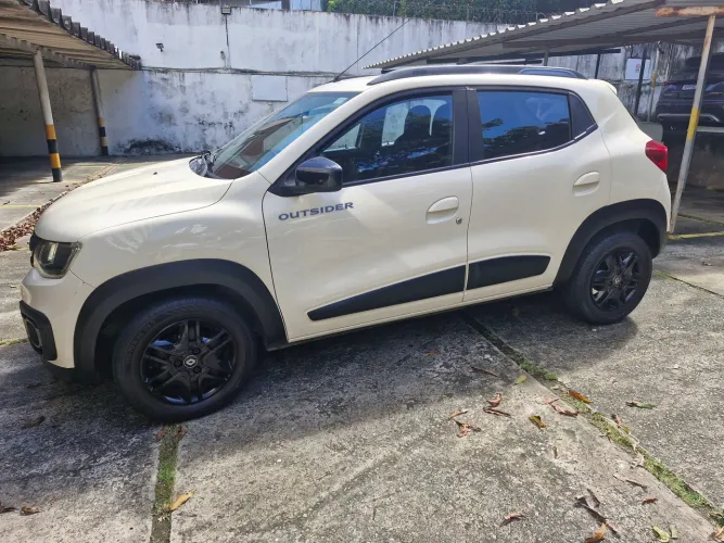 Renault Kwid Outsider 1.0 Flex 12V 5P Mec. 2022