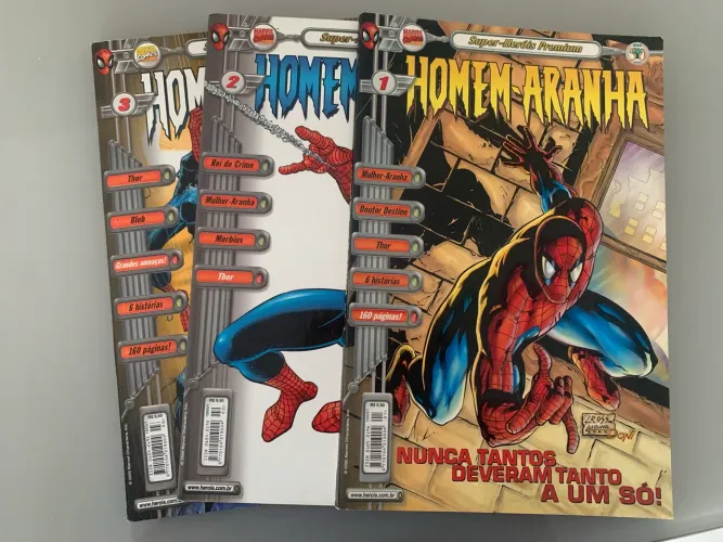Coleção de HQs Marvel Super-Heróis Premium (Editora Abril, ano 2000).