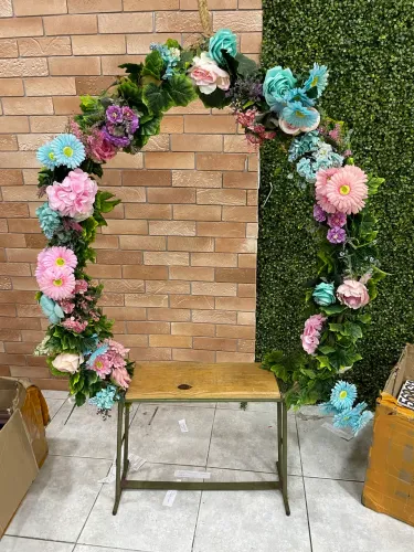 Balanço circular com flores