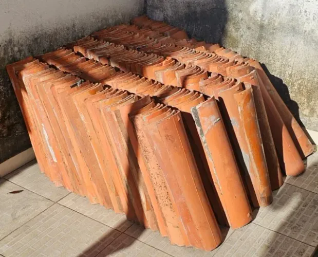 Telha cerâmica R$ 1,00 a unidade
